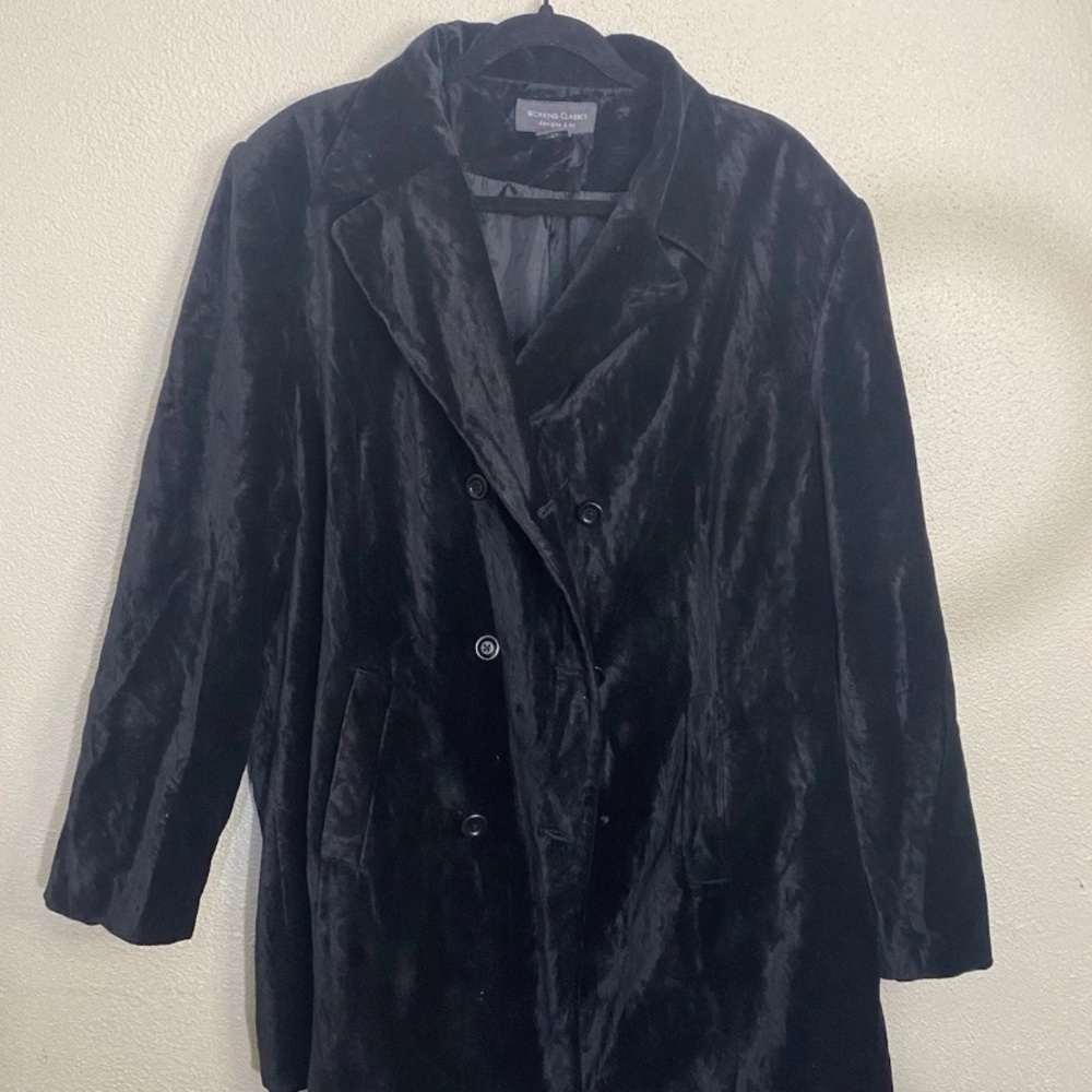 Working Classics Women’s Black Velvet Blazer Jacket Size 22/24 Double Breasted